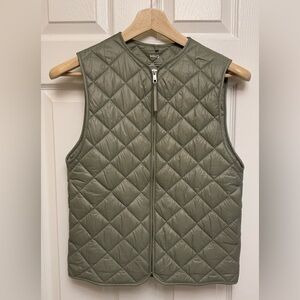 Mango Quilted Vest in Olive Green